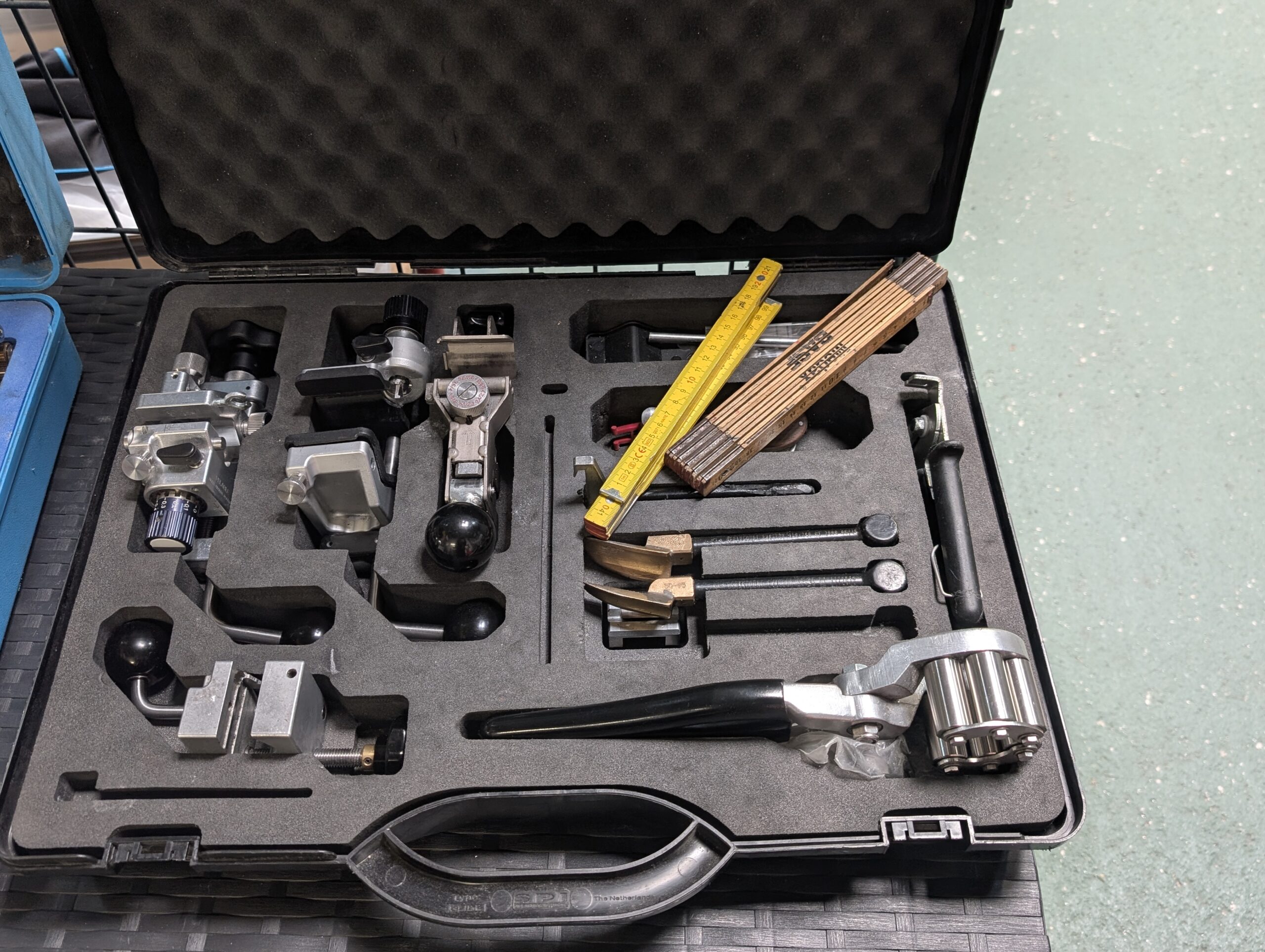 VALISE TETES DE CABLES DERANCOURT
