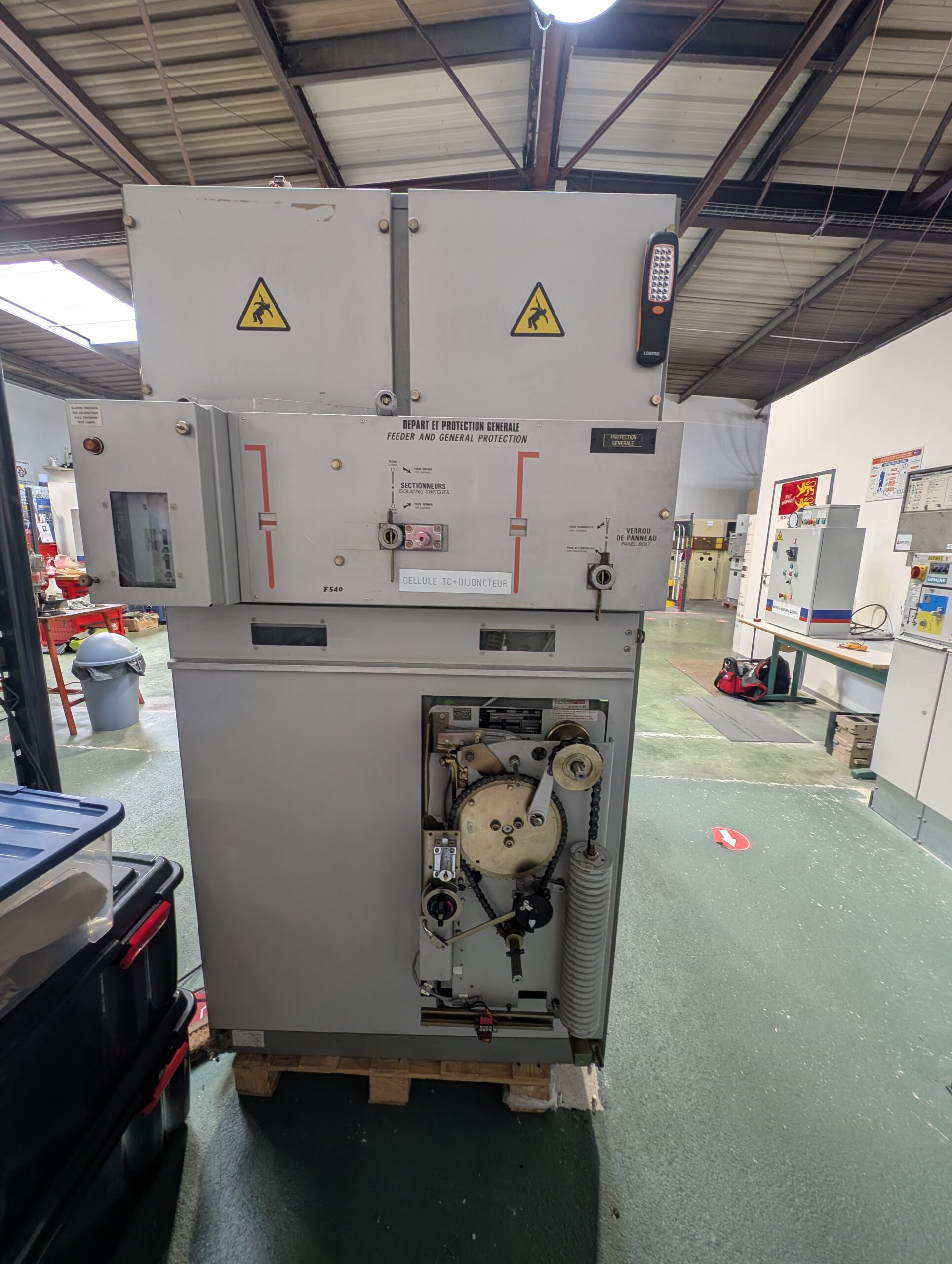 ALSTHOM F540